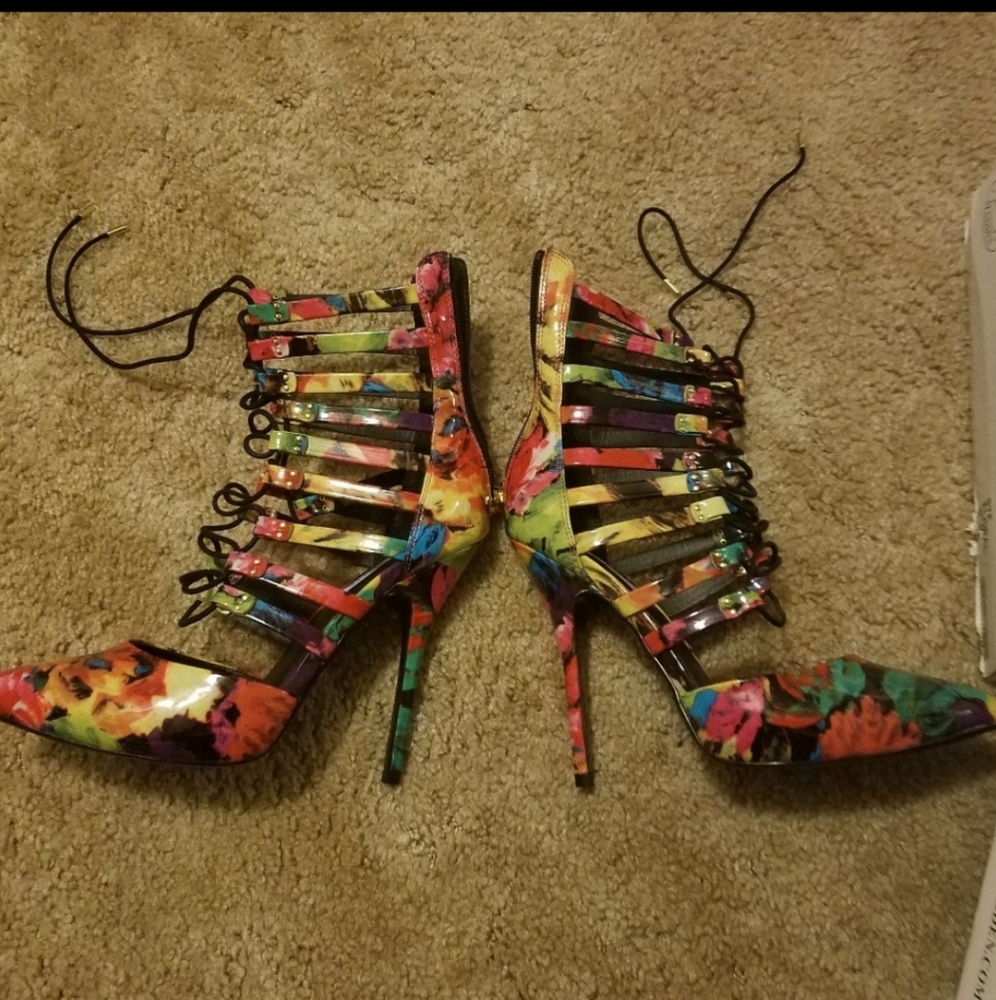 Steve Madden Lace Up Heels